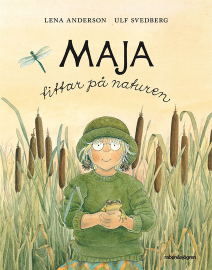 Maja Tittar På Naturen