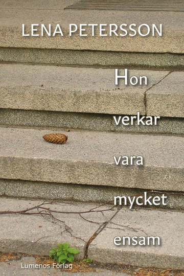Hon Verkar Vara Mycket Ensam